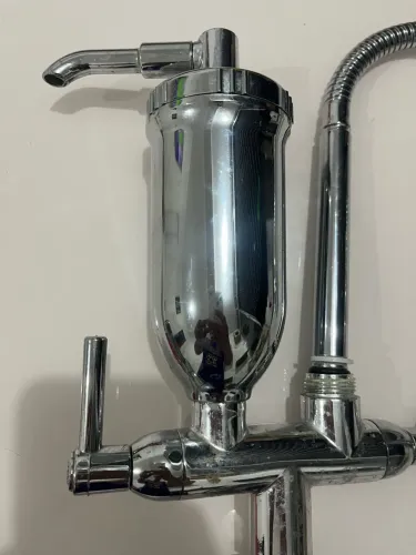 Torneira gourmet semi nova