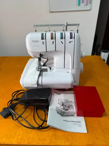  Máquina De Costura Overlock Ultralock Elgin 2000 Branca