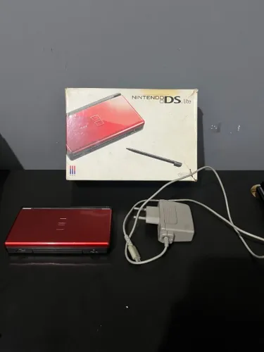 Nintendo DS com caixa e caneta completo