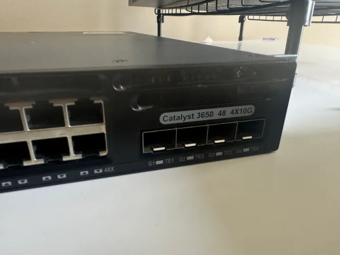 Cisco Catalyst 3650 - L3 Gerenciável  48 portas 1GB + 4 10GB sfp+ 