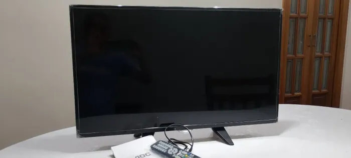 Vendo TV LED SMART AOC 32" Modelo LE32S5970