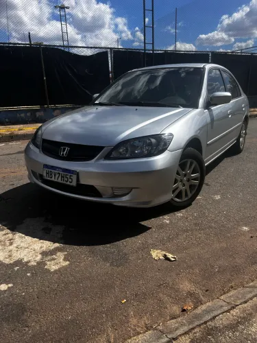 Honda Civic Sedan LXL 1.7 16V 130cv AUT 4P 2005