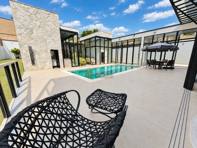 MANSÃO JARDIM ATLANTICO 1.200 M2 05 QTOS/04 SUITES