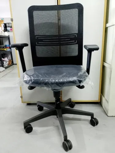 Cadeira de Escritório Flexform Tecton - Modelo Presidente 