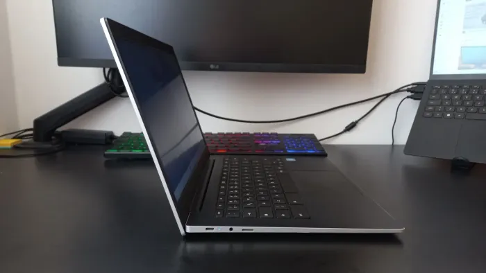 Samsung Galaxy Chromebook Go (Notebook)