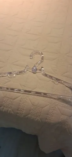 20  Cabides em Acrílico com pegador giratório