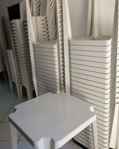 Cadeira Plástica NOVA Rumo41 HEXA GANT90 MOEFEU