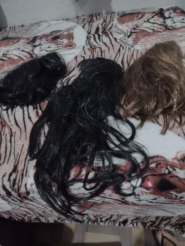 Três perucas o/carnaval