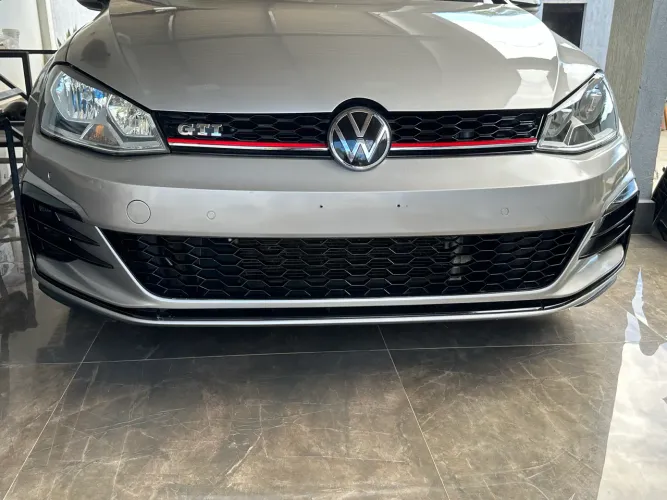 Vendo para choque do golf gti completo com capa para viagem
