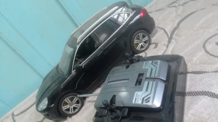 carrinho de controle remoto Porsche Cayenne