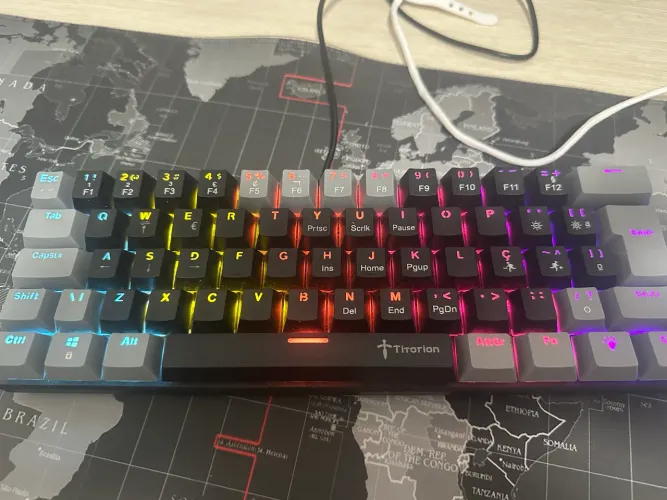 Teclado Gamer mecânico switch marrom