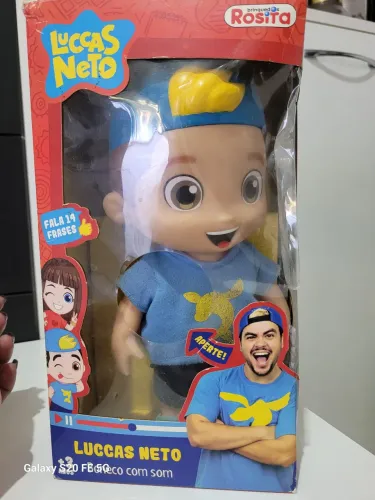 Boneco Lucas neto