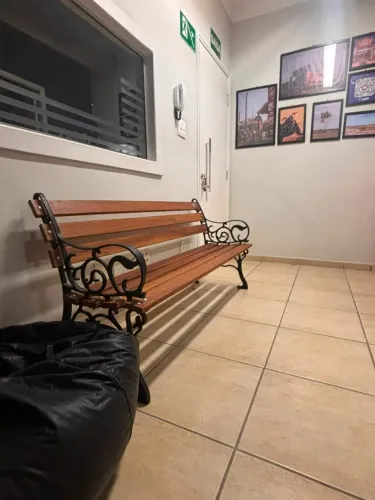 Banco de Jardim em Madeira e Ferro - Excelente Estado