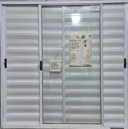 Janela Veneziana De Correr 3 Folhas Móveis 120x120 Branco Fortsul Esquadris