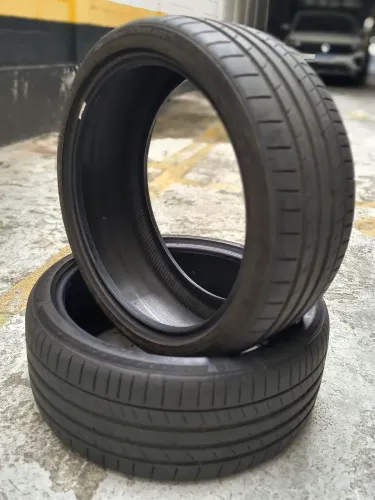 Par de Pneus Continental 235/35 R19 ContiSportContact 5P (10 mil km rodados)