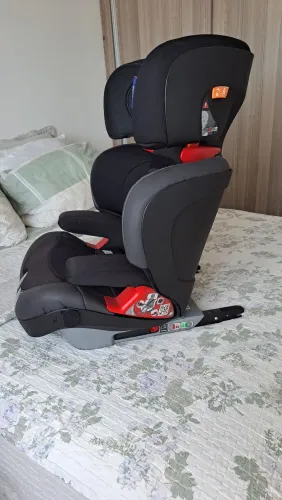 Cadeira de Elevação C/ Isofix Chicco