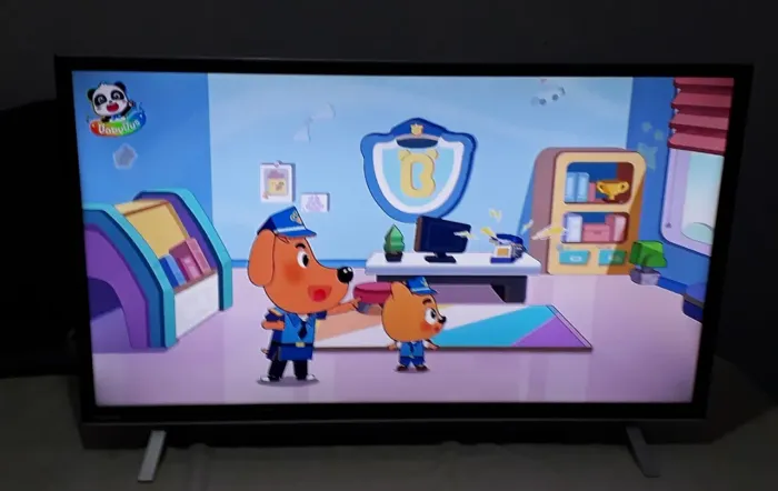 VENDO TV SMART TOCHIBA 32' COM WIFI INTEGRADO