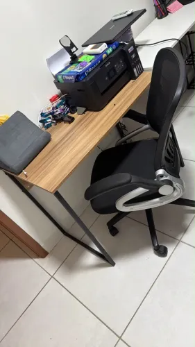 MESA E CADEIRA ESCRITÓRIO 