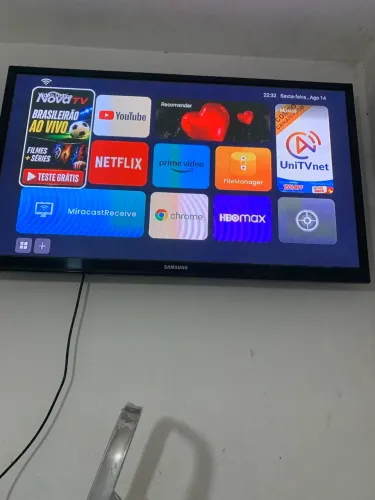 Vendo tv de 50 polegadas usada em bom estado funcionando normalmente com aparelho ibox