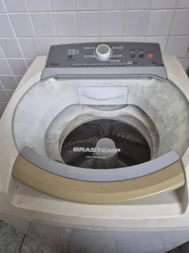 Máquina brastemp Ative 9kg, modelo BWL09B. <br>Quero 600 nela.