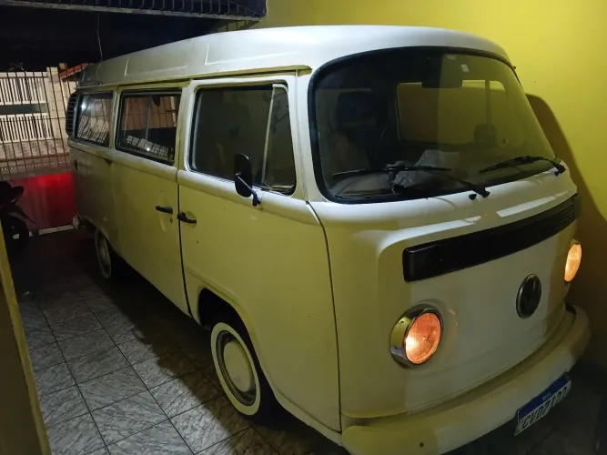 Volkswagen Kombi Standard/ Luxo/ Serie Prata 1999