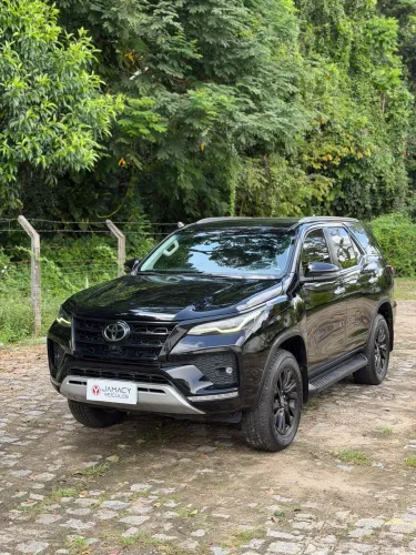 Toyota Hilux SW4 SRX 4X4 2.8 TDI 16V Dies. Aut. 2023