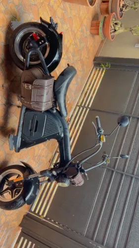 Scooter da marca CityCoco