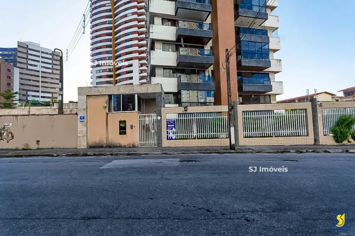 Apartamento com 1 suíte, 2 quartos e 2 vagas no Cocó