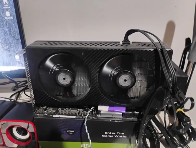 Placa de vídeo rx590 8gb