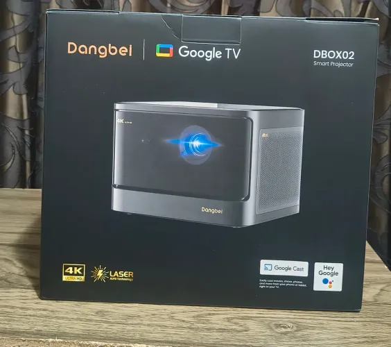 Projetor 4k dangbei dbox02 + suporte parede incluso.