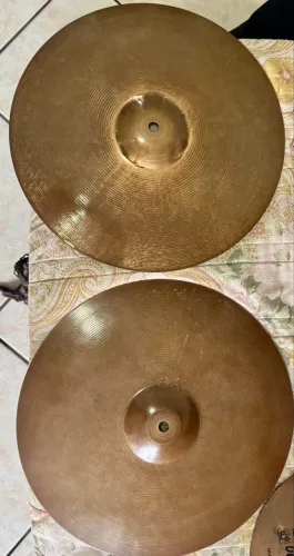 Vendo Pratos Saibian B8 Pro