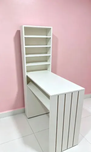 Mesa de manicure em mdf