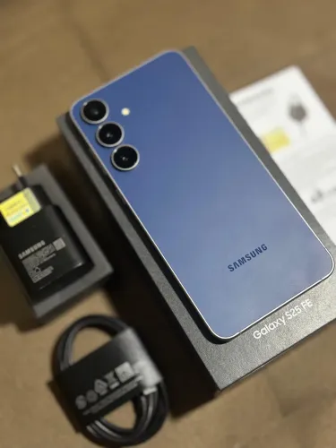 Samsung Galaxy s25 FE