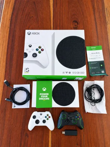 Xbox Series S - Impecável + Nota Fiscal
