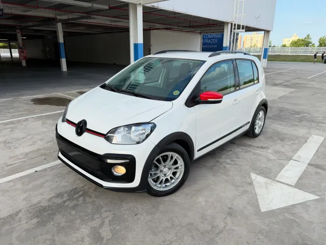 Volkswagen Up! Cross 1.0 TSI Total Flex 12V 5P 2018