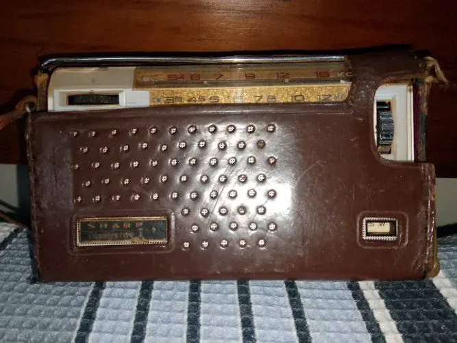 RÁDIO SHARP BX-338 VINTAGE JAPONÊS ANOS 60 - ORIGINAL