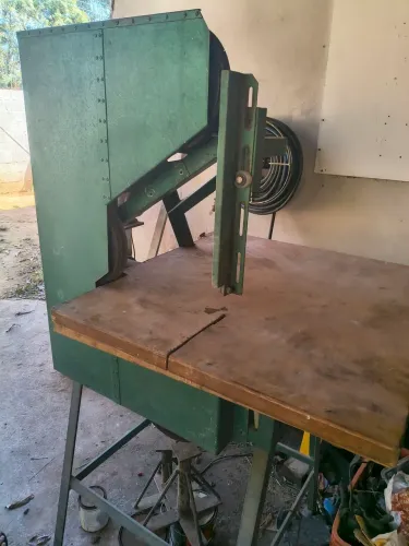 Serra fita caseira