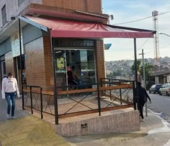 Guarda corpo com Toldo