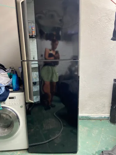 Geladeira Eletrolux só 1400