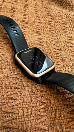 GARMIN VENU SQ MUSIC - Usado