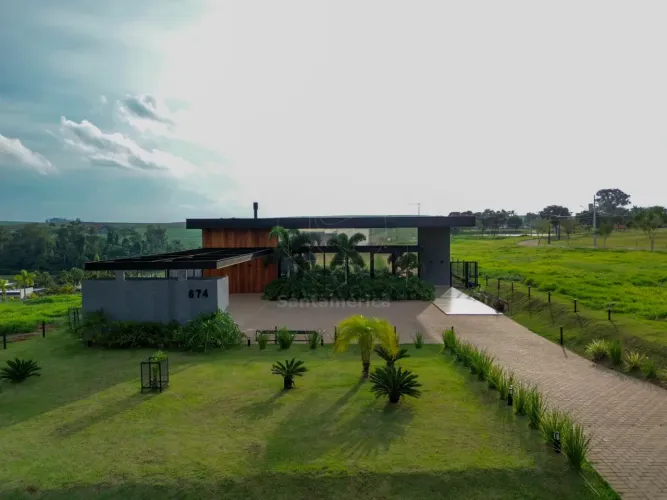 Casa à venda e para alugar em Sertanópolis no Condomínio Ecovillas do Lago com 4 suítes