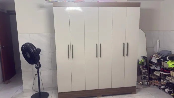 2 GUARDA ROUPA SEMINOVO OPORTUNIDADE