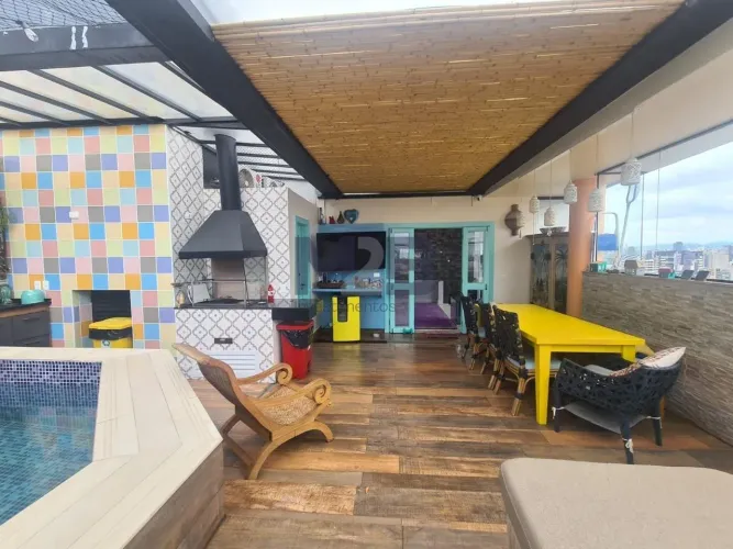 Apartamento com 2 Quartos e 4 banheiros à Venda, 180 m² por R$ 2.450.000