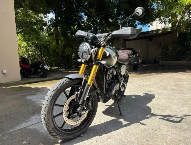Triumph Scambler 400x