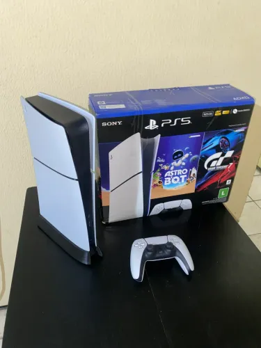PlayStation 5 Slim 825 GB