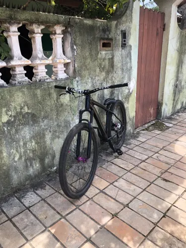 Vendo e troco bike oggi aro 29 e iphone 8 de 256gb em iphone 13 pro ou bike
