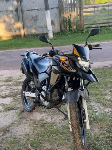 VENDO XRE 300, 2022