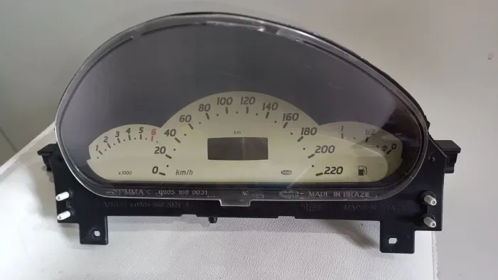 Para Mercedes Classe A antigo: Painel fundo branco 165612km leia a descrição