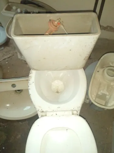 Vaso sanitário branco c/ caixa acoplada
