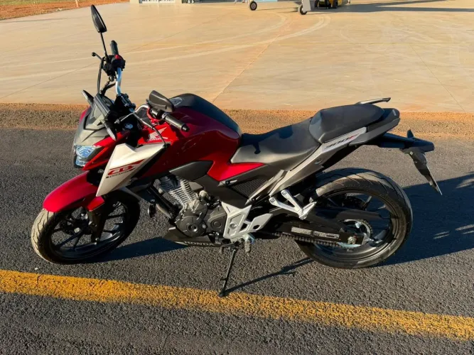 CB 300F Twister ABS